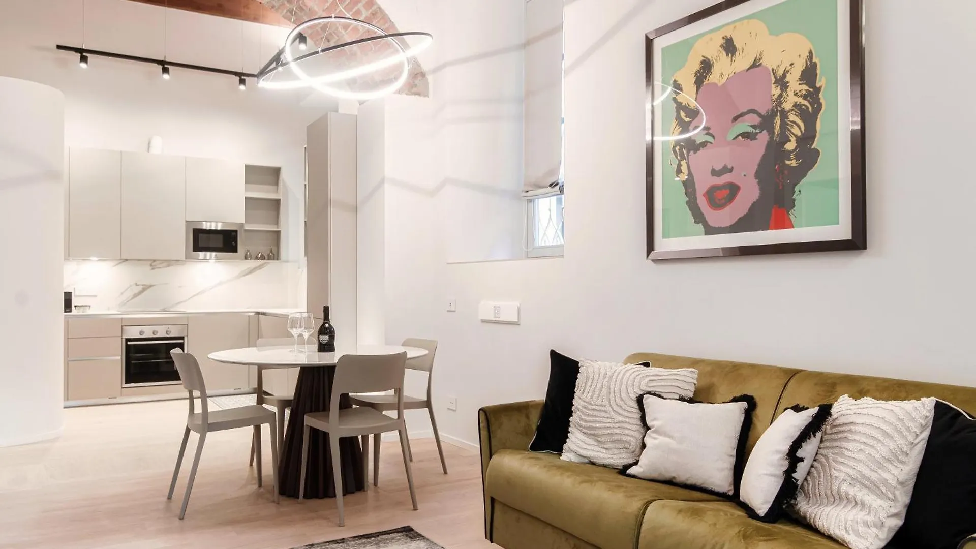 شقة Mmm Palazzo Diaz - The House Of Travelers كومو إيطاليا